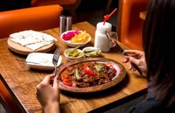 What Makes a Lebanese Restaurant in Dubai Stand Out from the Rest